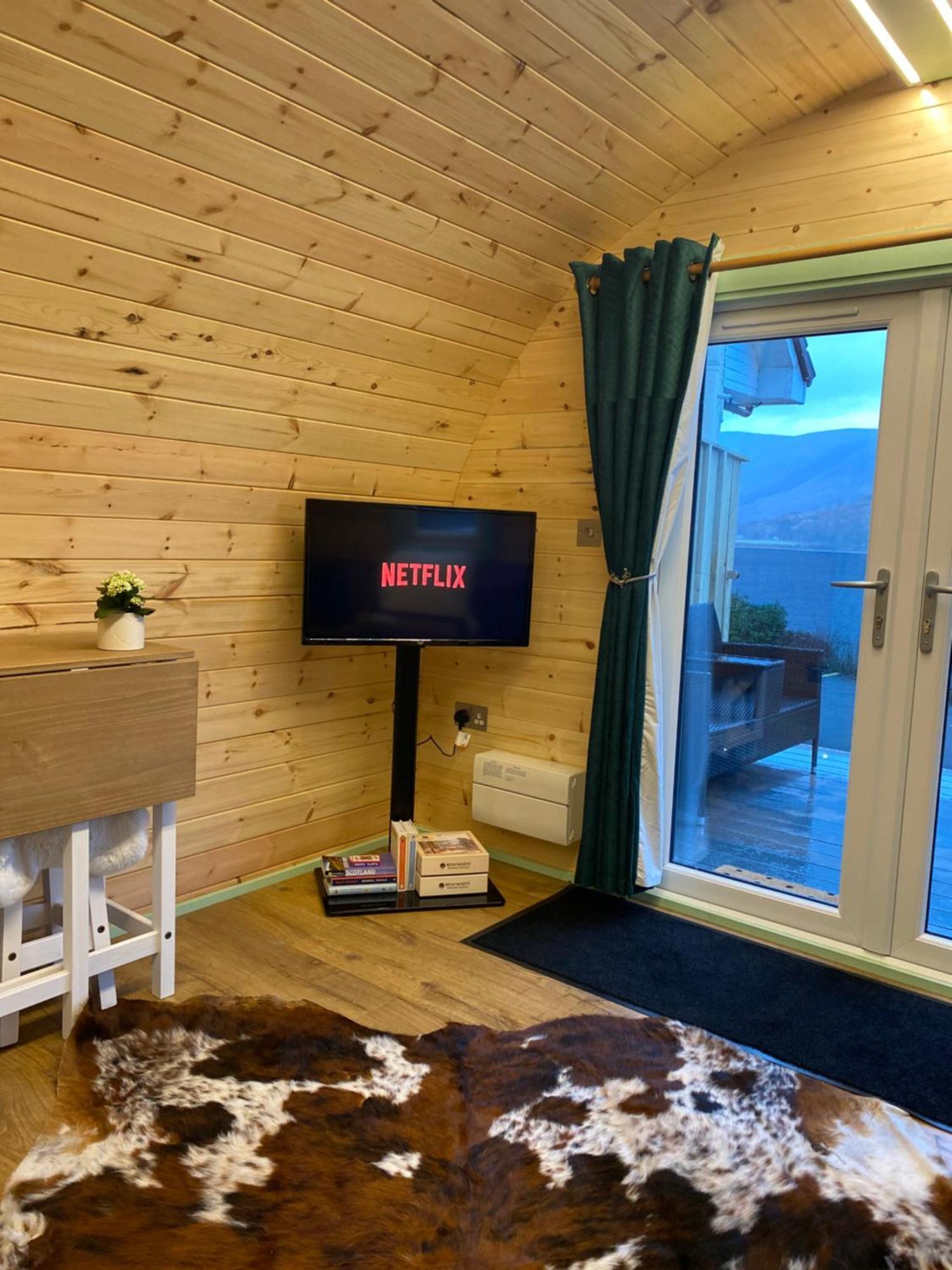 Seaview Lodges At Torlinnhe Fort William Exterior foto